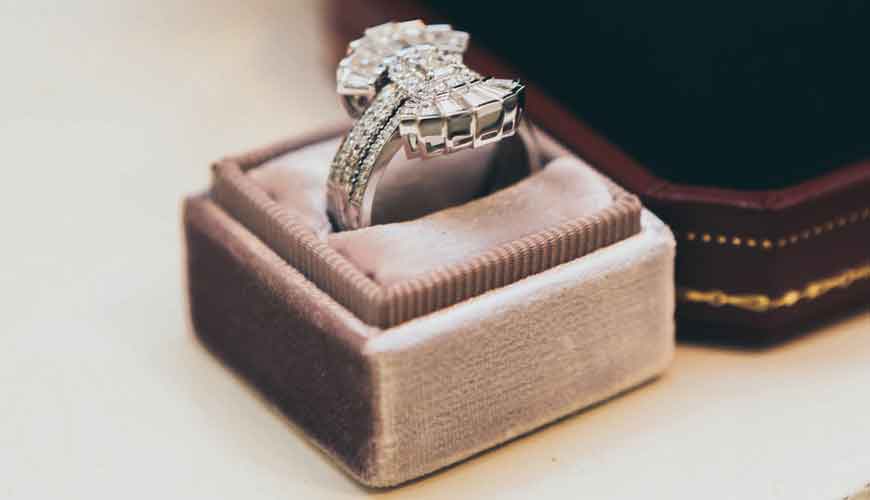 The wedding ring; how to pick the perfect one?